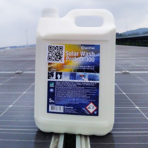 Dung dịch vệ sinh pin mặt trời Solar Wash Protect 300